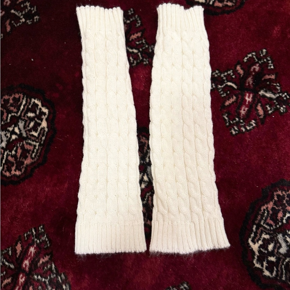 Small white Knit Leg / Arm Warmers